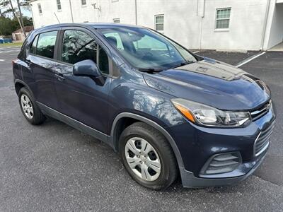 2019 Chevrolet Trax LS - Photo 1 - Jacksonville, FL 32208