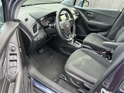 2019 Chevrolet Trax LS - Photo 11 - Jacksonville, FL 32208