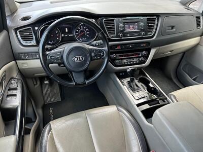 2016 Kia Sedona EX - Photo 10 - Jacksonville, FL 32208