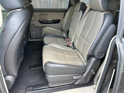 2016 Kia Sedona EX - Photo 16 - Jacksonville, FL 32208