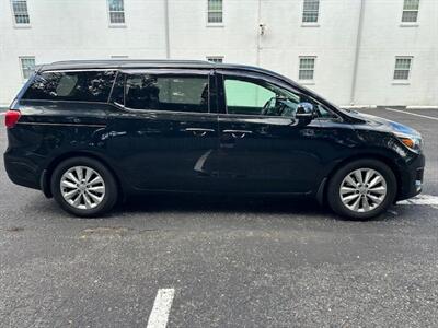 2016 Kia Sedona EX - Photo 4 - Jacksonville, FL 32208