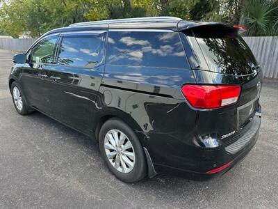 2016 Kia Sedona EX - Photo 5 - Jacksonville, FL 32208