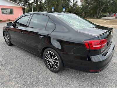 2015 Volkswagen Jetta Sport   - Photo 6 - Jacksonville, FL 32208