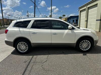 2010 Buick Enclave CX - Photo 4 - Jacksonville, FL 32211