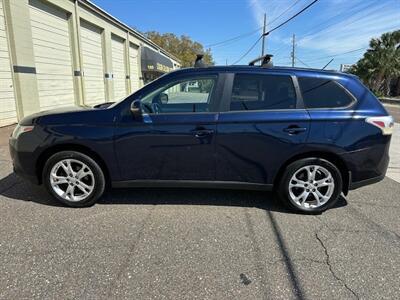 2014 Mitsubishi Outlander SE   - Photo 3 - Jacksonville, FL 32211