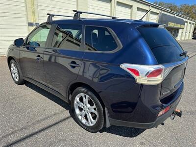 2014 Mitsubishi Outlander SE   - Photo 6 - Jacksonville, FL 32211