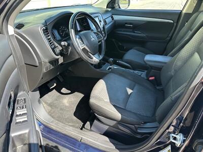 2014 Mitsubishi Outlander SE   - Photo 11 - Jacksonville, FL 32211