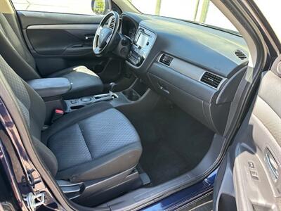 2014 Mitsubishi Outlander SE   - Photo 13 - Jacksonville, FL 32211