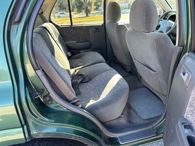 2001 Isuzu Rodeo LSE   - Photo 15 - Jacksonville, FL 32208