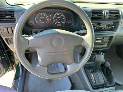 2001 Isuzu Rodeo LSE   - Photo 12 - Jacksonville, FL 32208