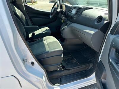 2015 Chevrolet City Express LT - Photo 14 - Jacksonville, FL 32211