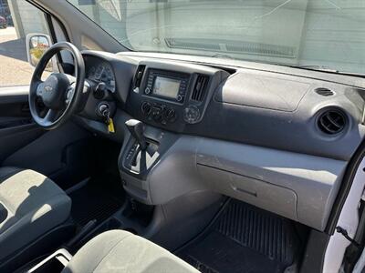 2015 Chevrolet City Express LT - Photo 11 - Jacksonville, FL 32211