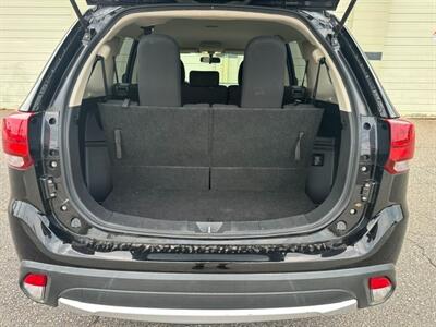 2017 Mitsubishi Outlander SE   - Photo 19 - Jacksonville, FL 32211