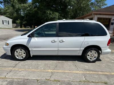 1998 Dodge Caravan SE  Sport - Photo 3 - Jacksonville, FL 32208