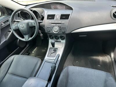 2011 Mazda Mazda3 i Touring - Photo 14 - Jacksonville, FL 32211
