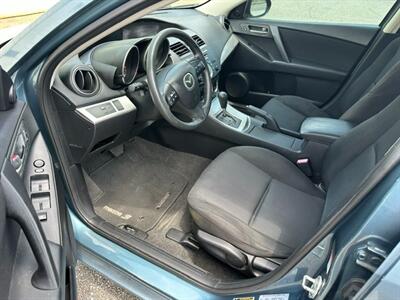 2011 Mazda Mazda3 i Touring - Photo 11 - Jacksonville, FL 32211