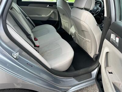 2016 Hyundai SONATA SE   - Photo 16 - Jacksonville, FL 32208