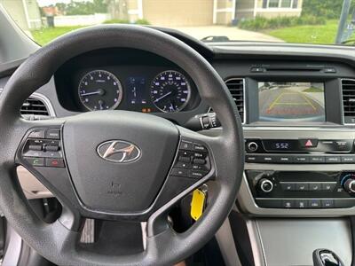 2016 Hyundai SONATA SE   - Photo 12 - Jacksonville, FL 32208
