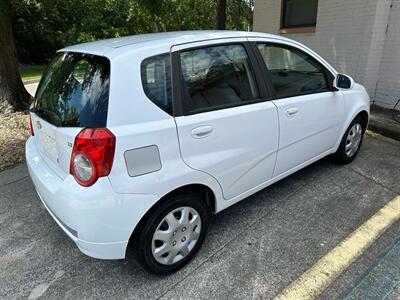 2010 Chevrolet Aveo5 LS   - Photo 5 - Jacksonville, FL 32208