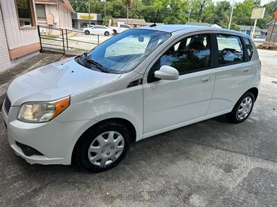 2010 Chevrolet Aveo5 LS   - Photo 2 - Jacksonville, FL 32208