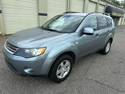 2007 Mitsubishi Outlander ES   - Photo 1 - Jacksonville, FL 32211