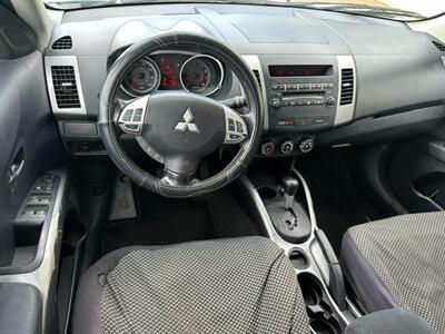 2007 Mitsubishi Outlander ES   - Photo 10 - Jacksonville, FL 32211