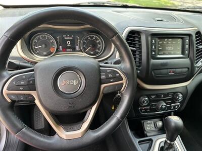 2014 Jeep Cherokee Latitude   - Photo 12 - Jacksonville, FL 32208