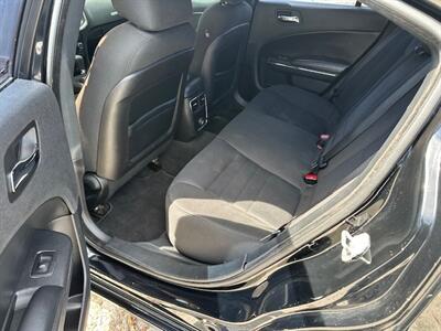 2014 Dodge Charger SE   - Photo 16 - Jacksonville, FL 32211