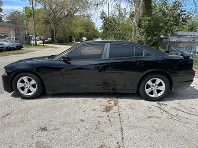 2014 Dodge Charger SE   - Photo 4 - Jacksonville, FL 32211