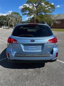 2011 Subaru Outback 2.5i Premium   - Photo 8 - Jacksonville, FL 32208