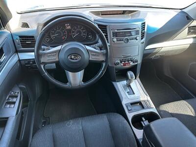 2011 Subaru Outback 2.5i Premium   - Photo 10 - Jacksonville, FL 32208