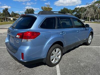 2011 Subaru Outback 2.5i Premium   - Photo 5 - Jacksonville, FL 32208