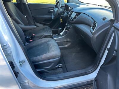 2017 Chevrolet Trax LS   - Photo 13 - Jacksonville, FL 32208