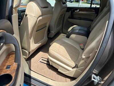 2012 Buick Enclave Premium   - Photo 17 - Jacksonville, FL 32208