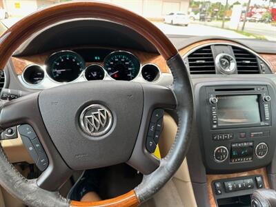 2012 Buick Enclave Premium   - Photo 12 - Jacksonville, FL 32208