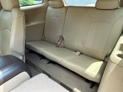 2012 Buick Enclave Premium   - Photo 18 - Jacksonville, FL 32208