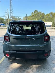 2017 Jeep Renegade Latitude   - Photo 8 - Jacksonville, FL 32208