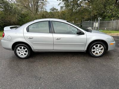 2005 Dodge Neon SXT   - Photo 2 - Jacksonville, FL 32208