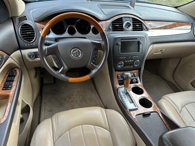 2010 Buick Enclave CXL   - Photo 10 - Jacksonville, FL 32211