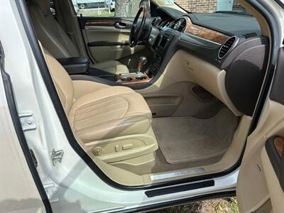 2010 Buick Enclave CXL   - Photo 13 - Jacksonville, FL 32211