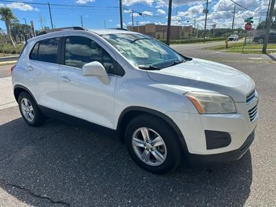 2015 Chevrolet Trax LT - Photo 3 - Jacksonville, FL 32211