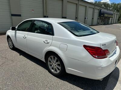 2006 Toyota Avalon Limited - Photo 5 - Jacksonville, FL 32211