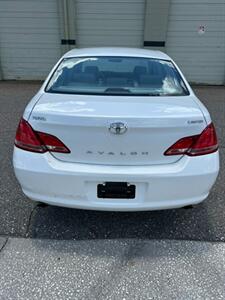 2006 Toyota Avalon Limited - Photo 8 - Jacksonville, FL 32211