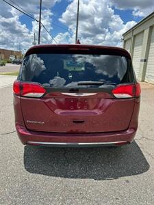 2018 Chrysler Pacifica Touring Plus - Photo 8 - Jacksonville, FL 32211