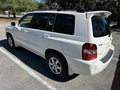 2005 Toyota Highlander   - Photo 5 - Jacksonville, FL 32208