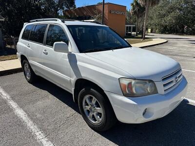 2005 Toyota Highlander   - Photo 2 - Jacksonville, FL 32208