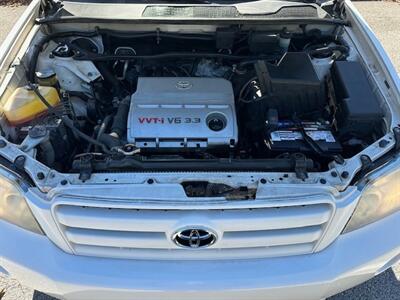 2005 Toyota Highlander   - Photo 9 - Jacksonville, FL 32208