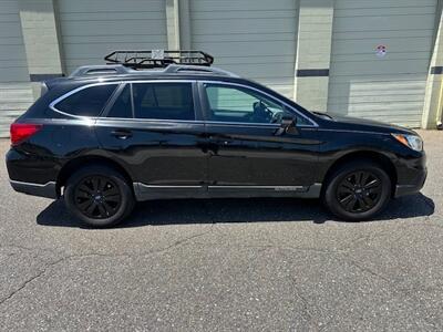 2017 Subaru Outback 2.5i Premium   - Photo 3 - Jacksonville, FL 32211