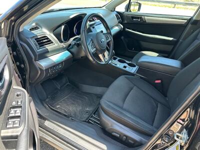 2017 Subaru Outback 2.5i Premium   - Photo 11 - Jacksonville, FL 32211