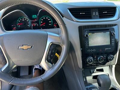 2014 Chevrolet Traverse LT   - Photo 10 - Jacksonville, FL 32208